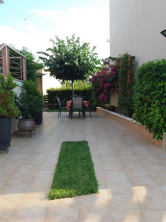 דירות סיבוטה Casa Loutsiano מראה חיצוני תמונה