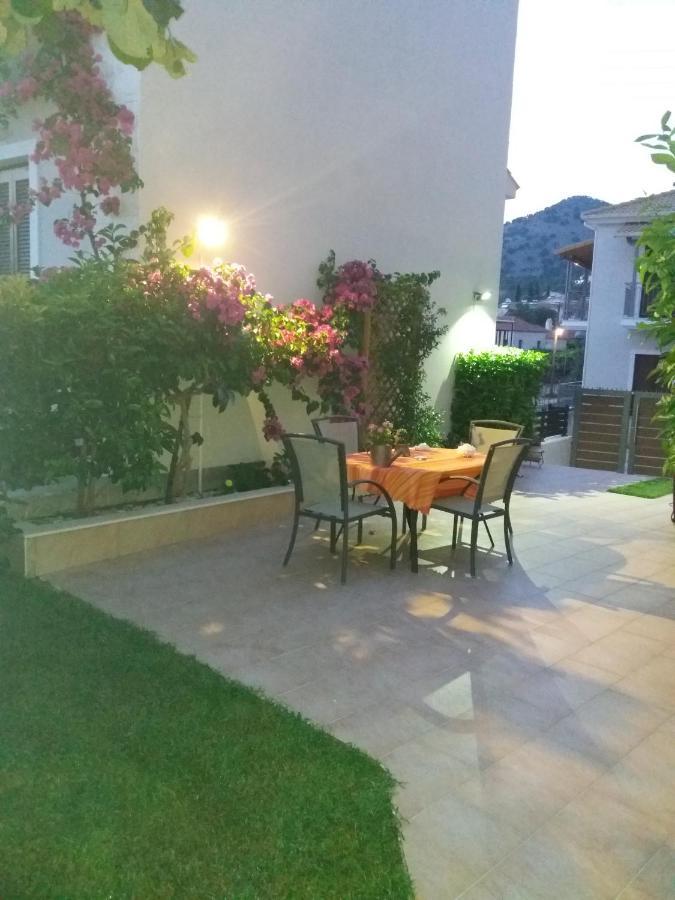 דירות סיבוטה Casa Loutsiano מראה חיצוני תמונה