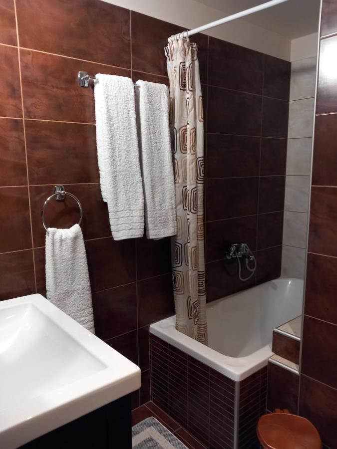 דירות סיבוטה Casa Loutsiano מראה חיצוני תמונה